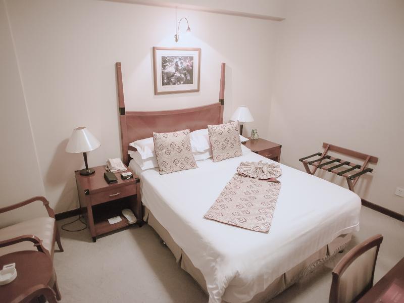 Hotel Charms 3*