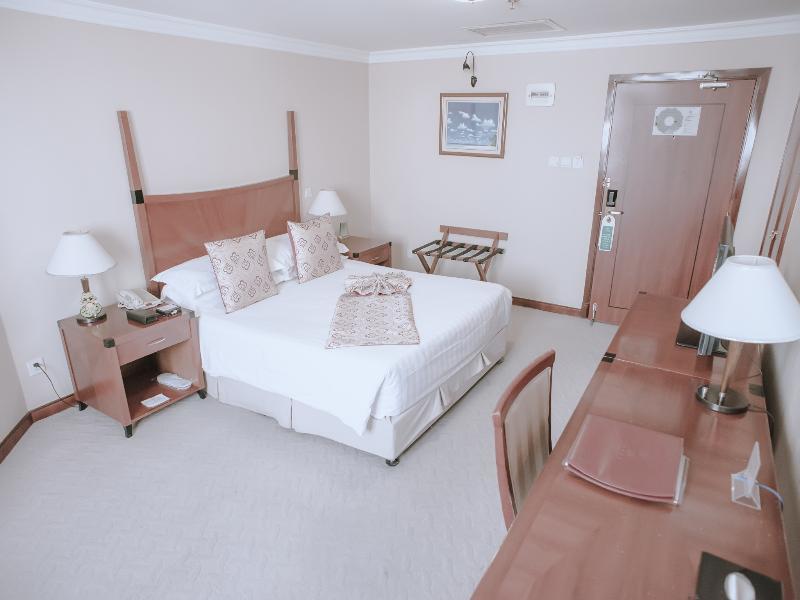 Hotel Charms 3*