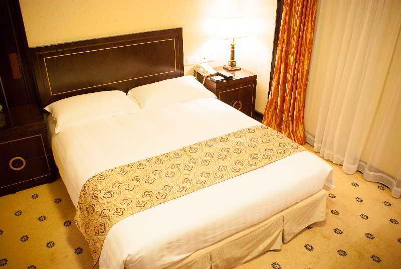 Hotel Charms 3*